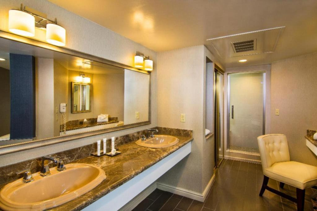 Sam's Town And Gambling Hall Resort 3*