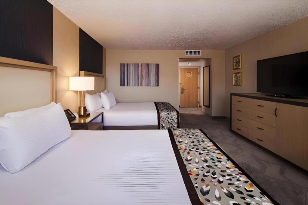 Sam's Town And Gambling Hall Resort 3*